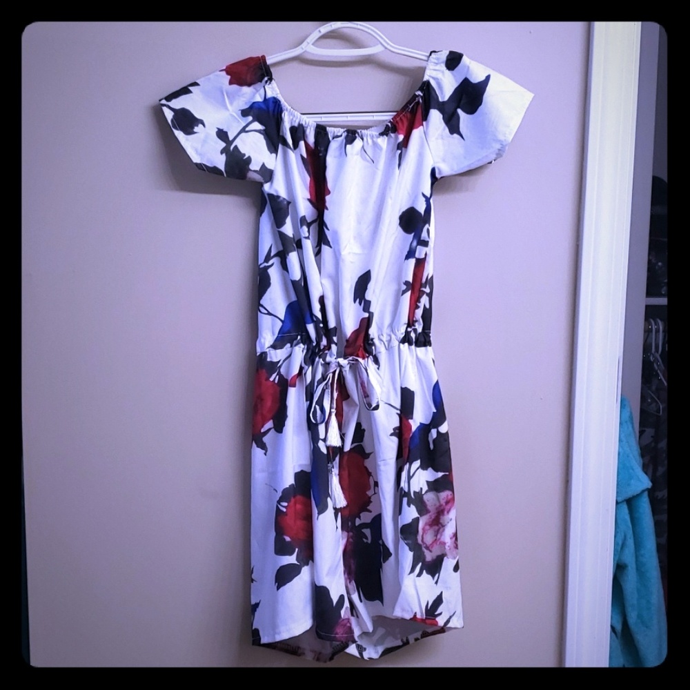 Off tbe Sholder Floral Romper